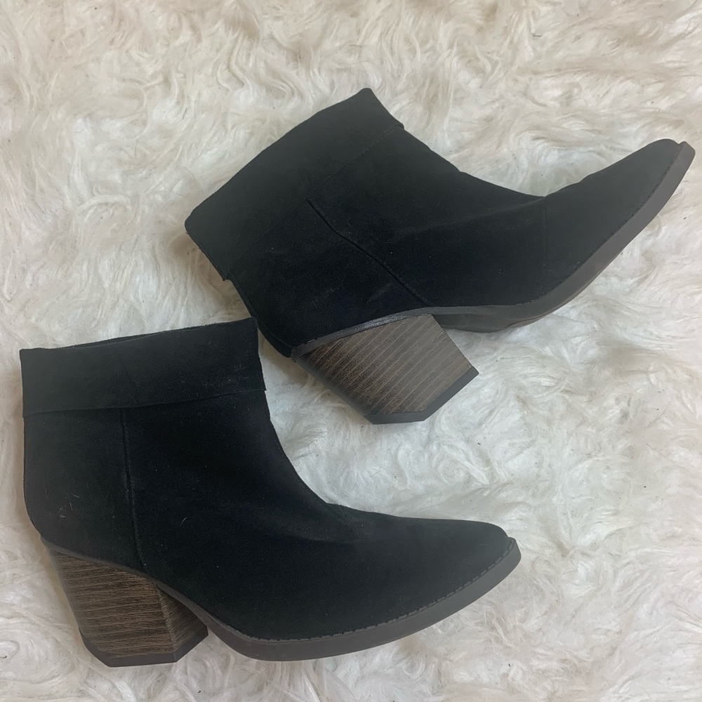 ✨ Black Pointed Tote Boots ✨